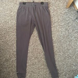 Alphalete joggers xl